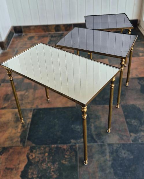 Vintage nesting tables - Set van 3 bijzettafeltjes, Huis en Inrichting, Tafels | Bijzettafels, Gebruikt, Rechthoekig, Minder dan 45 cm