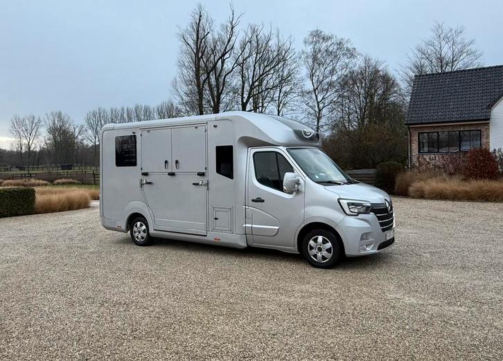 Paardencamionette 5 zit STX verkocht !, Dieren en Toebehoren, Paarden en Pony's | Trailers en Aanhangwagens, Ophalen
