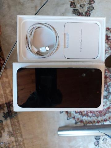 iPhone 15 Pro Max 256GB beschikbaar voor biedingen