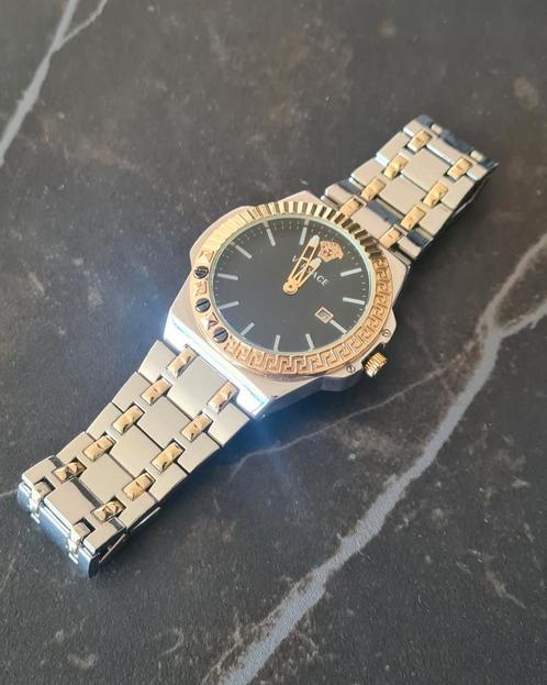 Versace horloge, Handtassen en Accessoires, Horloges | Heren, Zo goed als nieuw, Ophalen of Verzenden