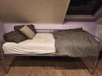 Ijzeren bedframe, Huis en Inrichting, Slaapkamer | Bedden, Ophalen, Gebruikt, 90 cm, Eenpersoons