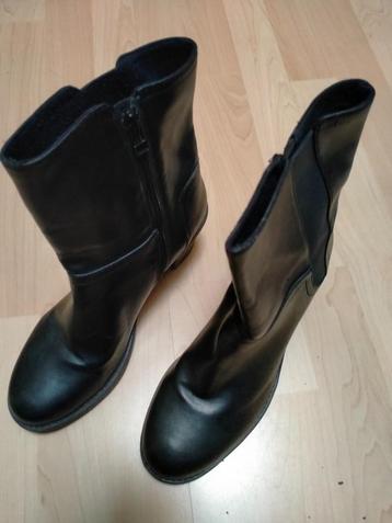 Laarzen Esprit met 38 beschikbaar voor biedingen