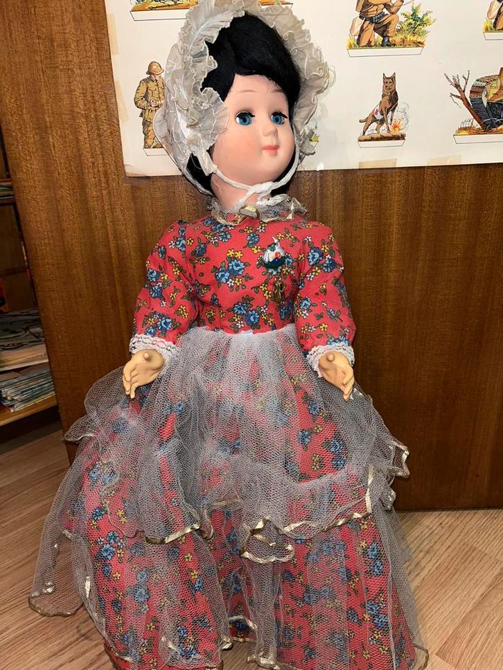 poupée de collection, Verzamelen, Poppen, Gebruikt, Pop, Ophalen of Verzenden