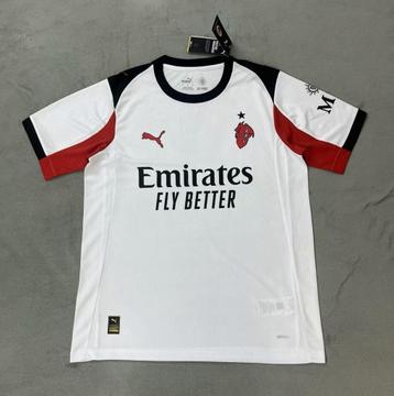 Ac Milan 25-26 beschikbaar voor biedingen