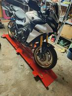 Manoeuvreerrail voor je motor, Motoren, Ophalen