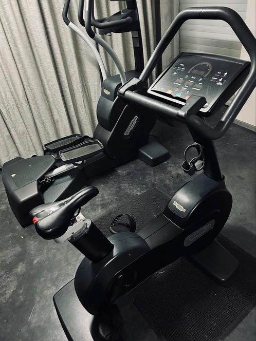 TECHNOGYM EXCITE 500 LED BLACK NEW BIKE, Sport en Fitness, Fitnessmaterialen, Zo goed als nieuw, Ophalen of Verzenden