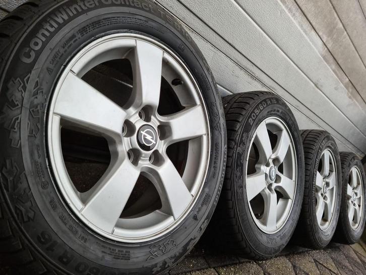 16 inch Opel Astra J Astra K Mokka 5x105 velgen winterbanden, Auto-onderdelen, Banden en Velgen, Banden en Velgen, Winterbanden