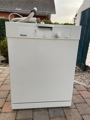 Miele Lave Vaisselle semi encastrable