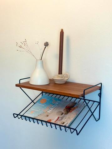 Vintage string wandrekje jaren ’60/’70 – hout & metaal beschikbaar voor biedingen