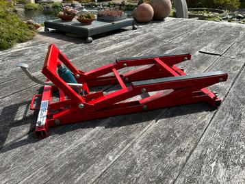 Harley Davidson heftafel beschikbaar voor biedingen