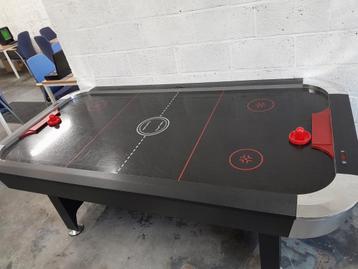 Table de Air Hockey avec accessoires  beschikbaar voor biedingen