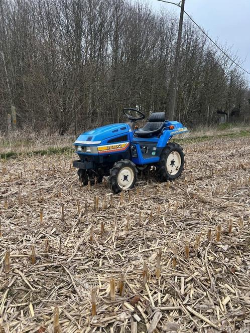 **prachtige moderne Iseki 135 16pk 3cil 4x4 zijschakeling**, Motoren, Quads en Trikes, 3 cilinders, Ophalen