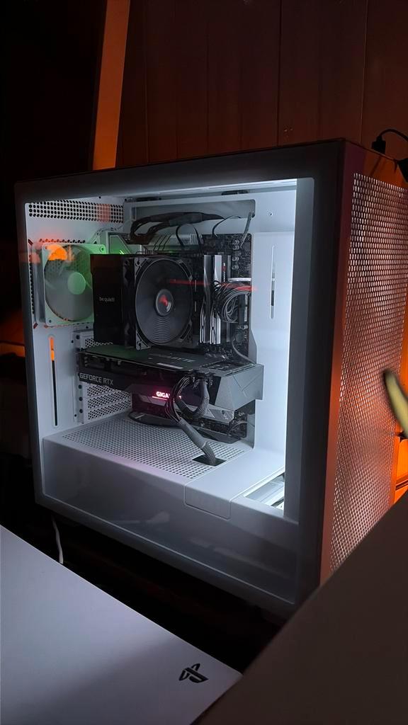 Krachtige game pc – Ryzen 7 7800X3D / RTX 3070 / 32 GB DDR5, Informatique & Logiciels, Ordinateurs de bureau, Comme neuf, SSD