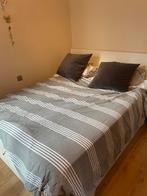 Ikea bedframe en matras (160 x 200 cm), Huis en Inrichting, Slaapkamer | Boxsprings, Ophalen, Zo goed als nieuw, 200 cm