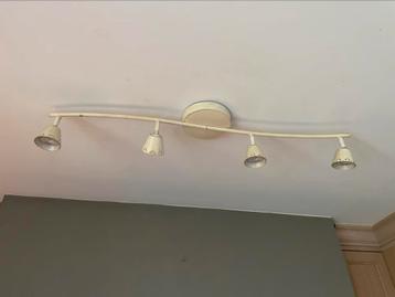 Plafondspot met 4 spots in gebogen arm – crèmekleurig beschikbaar voor biedingen