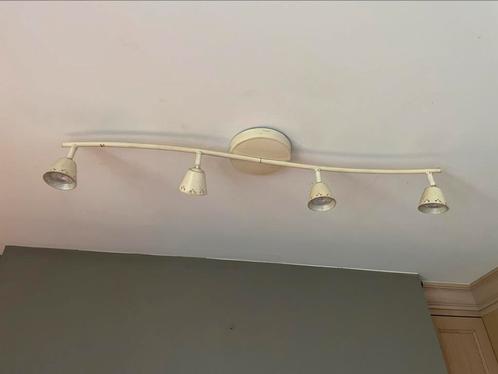 Plafondspot met 4 spots in gebogen arm – crèmekleurig, Huis en Inrichting, Lampen | Spots, Zo goed als nieuw, Verzenden