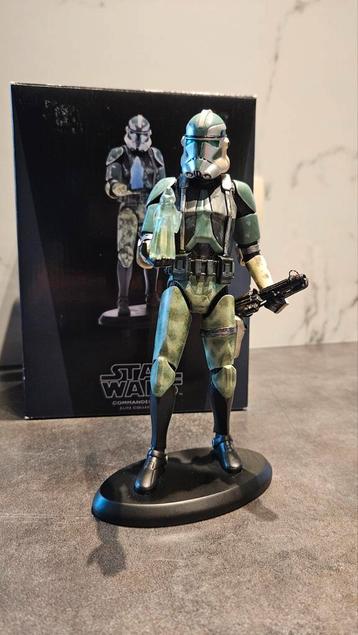 Star wars attakus commander gree disponible aux enchères