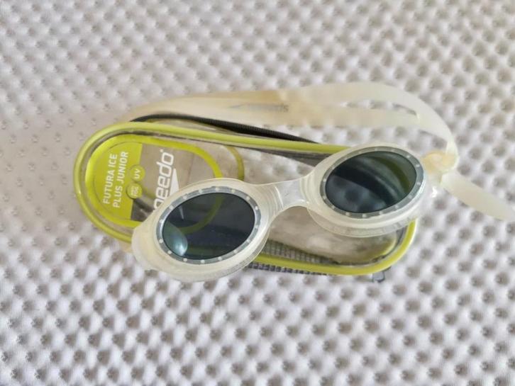 2 x Zwembril - Speedo Futura Ice Plus Junior, Watersport en Boten, Watersportkleding, Gebruikt, Ophalen of Verzenden