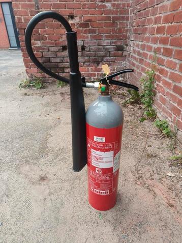 Voorraad CO2 brandblussers 5kg   beschikbaar voor biedingen
