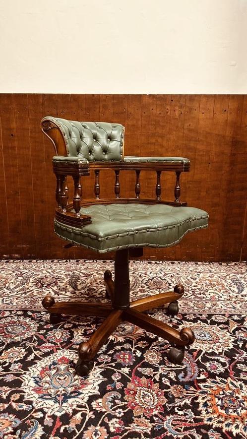 Klassiek Engels Chesterfield Bureaustoel, Antiek en Kunst, Antiek | Kantoor en Zakelijk, Ophalen of Verzenden