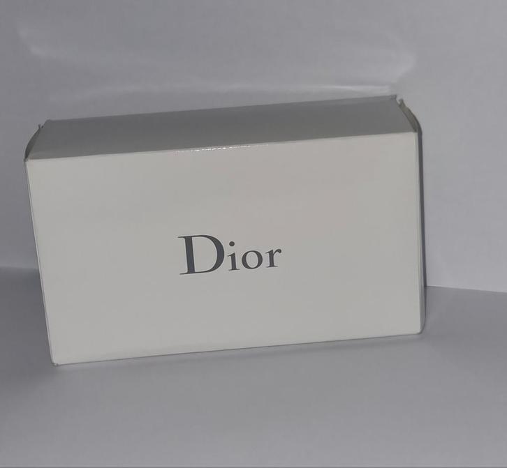 Dior nieuwe Trousse Pouch, Kleding | Dames, Overige Dameskleding, Nieuw, Ophalen of Verzenden