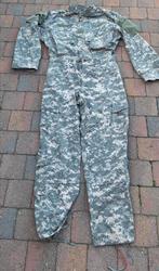 Gecamoufleerde Amerikaanse overalls, Ophalen