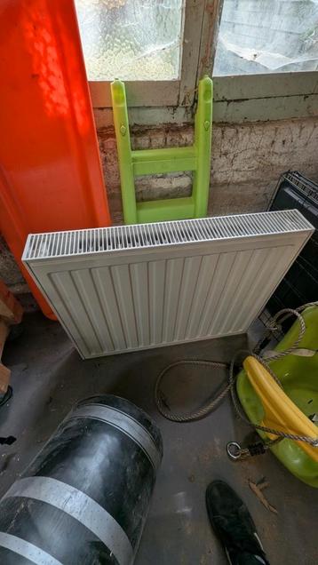 Radiator 76 x 60cm - zo goed als nieuw beschikbaar voor biedingen