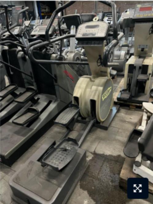 Technogym Rotex 600 XT Pro Crosstrainer, Sport en Fitness, Fitnessmaterialen, Gebruikt, Armen, Benen, Borst, Buik, Rug, Ophalen of Verzenden