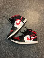 Nike Air Jordan 1 Mid Black/White/Fire Red, Ophalen of Verzenden, Zo goed als nieuw, Schoenen