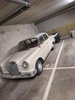 Mercedes 190 uit 1965 oldtimer, Auto's, Mercedes-Benz, Beige, Leder, 5 deurs, Handgeschakeld