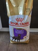Royal Canin Labrador Retriever Stérilisé 12 kg, Chien, Enlèvement