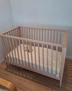 Leander Linea babybed/ ledikant. 120x60cm. Kleur beech., Ophalen, Zo goed als nieuw, Ledikant