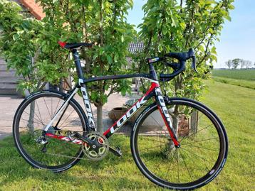 LOOK 695 RACEFIETS WIELRENFIETS size L CAMPAGNOLO beschikbaar voor biedingen