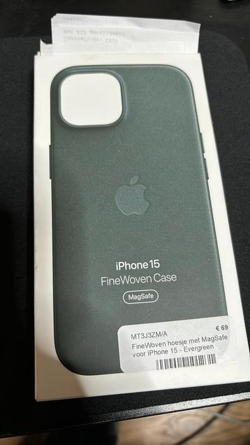 iPhone 15 FineWoven Case met MagSafe