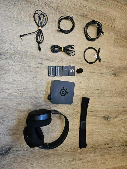 SteelSeries Arctis Pro Wireless + GameDAC, Computers en Software, Headsets, Refurbished, On-ear, Draadloos, Gaming headset, Inklapbare microfoon