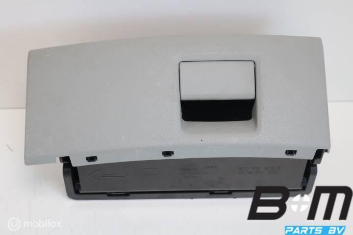 Bakje onder stoel rechts Audi A6 4G 8K0882602B, Auto-onderdelen, Interieur en Bekleding, Gebruikt