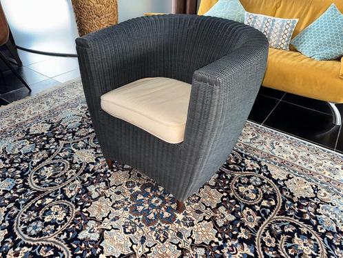 Moderne vintage rotan club zetel, Huis en Inrichting, Zetels | Zetels, Gebruikt, Eenpersoons, Minder dan 150 cm, Minder dan 75 cm