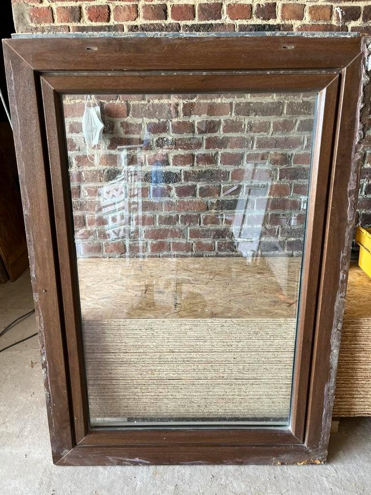 Pvc raam dubbel glas 105x149 cm, Doe-het-zelf en Bouw, Glas en Ramen, Ophalen