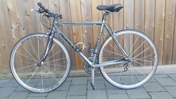 Pegasus ridley koersfiets sharp edge design beschikbaar voor biedingen