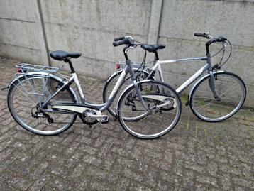 Heren en damesfiets minerva in zeer goede en perfecte staat beschikbaar voor biedingen