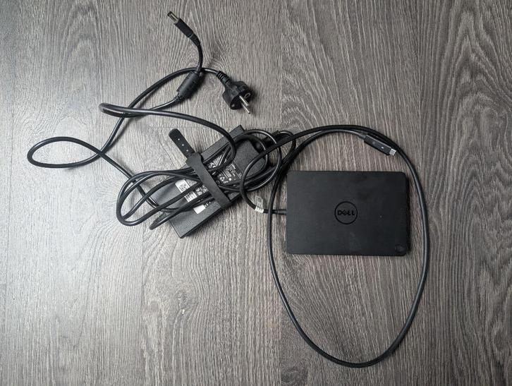 Dell WD15 dockingstation + 130w voeding, Computers en Software, Dockingstations, Gebruikt, Docking station, Laptop, Ophalen of Verzenden