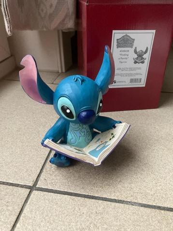 Disney Traditions - Stitch Finding A Family NIEUW, Enlèvement ou Envoi, Autres personnages, Neuf, Statue ou Figurine