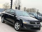Volkswagen Jetta 1.6 CR TDi DSG NAVIGATION/ CRUISE/ GARANTIE, Auto's, Volkswagen, Gebruikt, Zwart, 4 cilinders, Zwart