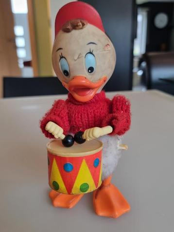 figurine donald tambour vintage 1970 disponible aux enchères