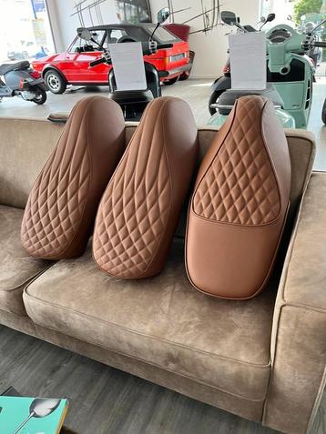 Vespa gts Buggati zadel bruin leer (nieuw!), Neuf, Enlèvement ou Envoi, Selle, Vespa