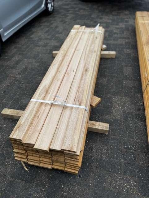 Hardhouten Eucalyptus  Cloeziana Planken – Duurzaam partij 1, Tuin en Terras, Palen, Balken en Planken, Nieuw, Planken, 180 tot 250 cm