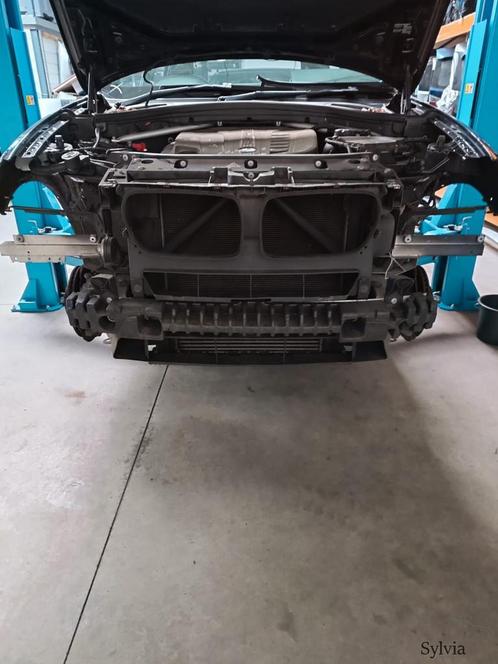 Voorfront + koplamphouders BMW X3 / X4 serie F25 F26 5111257, Auto-onderdelen, Carrosserie, Bumper, Gebruikt, Ophalen of Verzenden