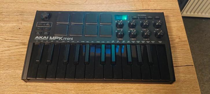 AKAI Professional MPK Mini, Musique & Instruments, Équipement Midi, Comme neuf, Enlèvement ou Envoi
