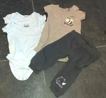 Baby kleding 4 stuks 62-68 beschikbaar voor biedingen
