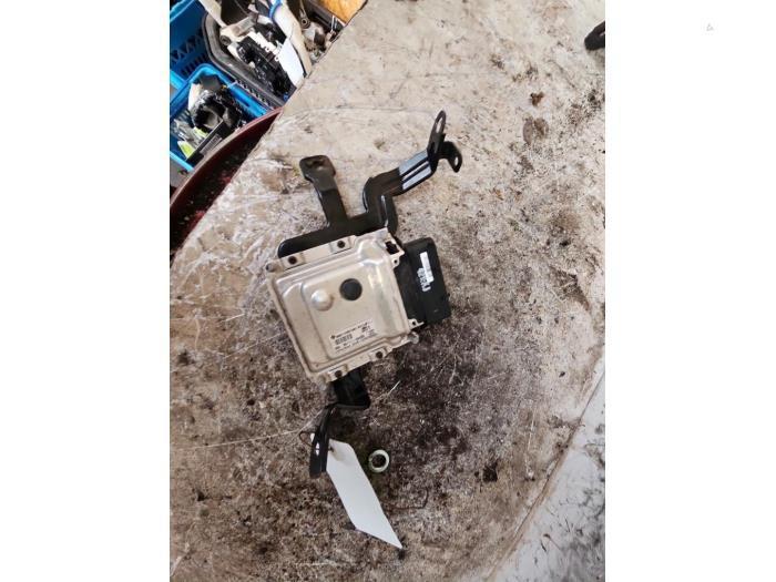 Computer Motormanagement van een Kia Rio, Auto-onderdelen, Elektronica en Kabels, Kia, Gebruikt, 3 maanden garantie, Ophalen of Verzenden